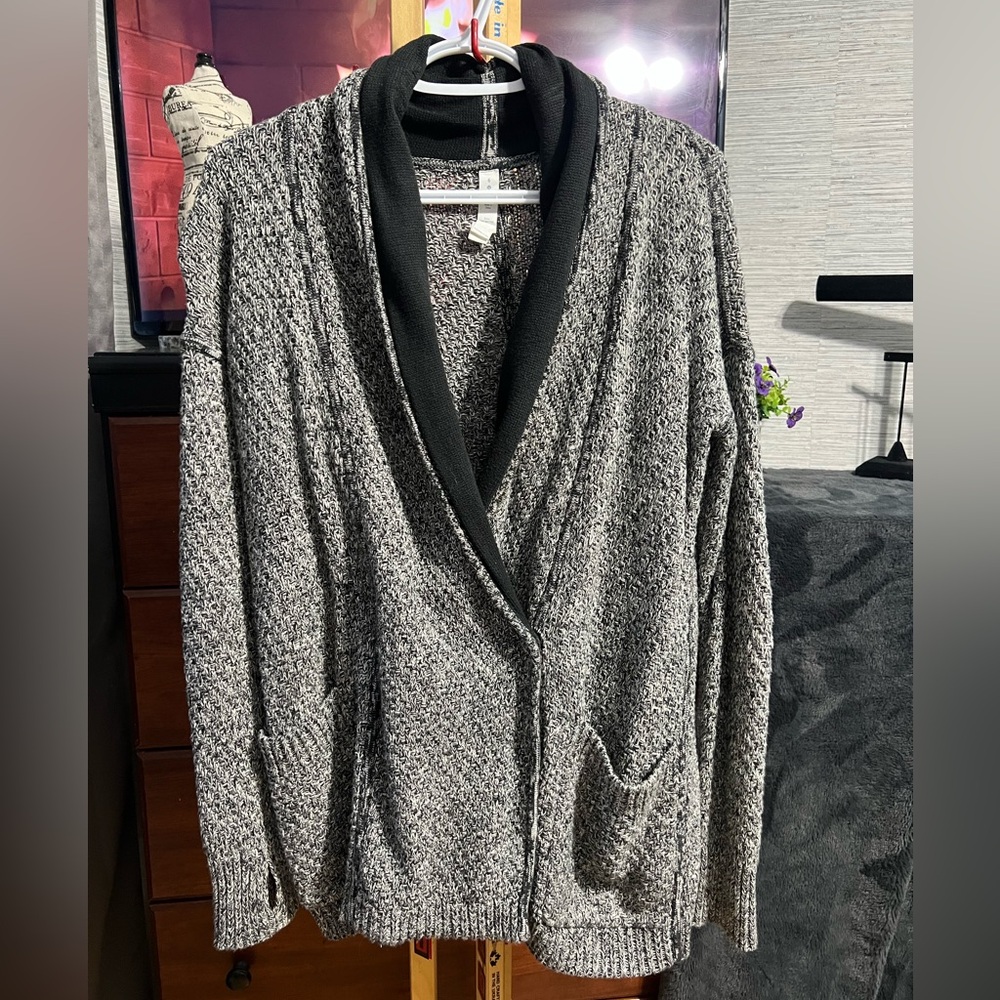 39. Lululemon Athletica Black and White Knit Cardigan